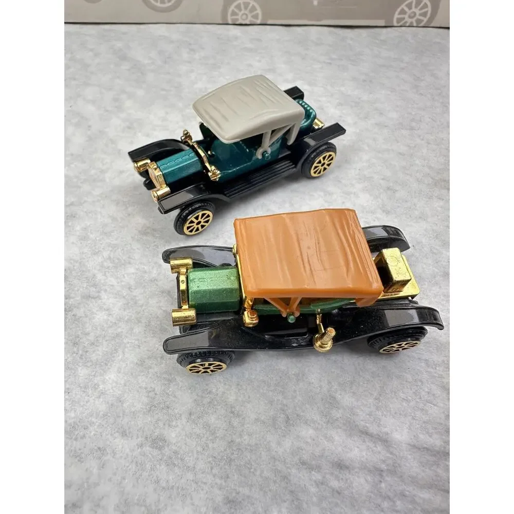A64 Set of 6 Classic Cars with Display Shelf & Box Reader's Digest Gift Vintage